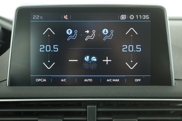 Peugeot 3008 II Crossover 1.2 PureTech 130KM 2017 Peugeot 3008 1.2 PureTech, Navi, Klima, zdjęcie 10