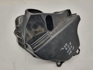 6717503 POUZDRO FILTRU VZDUCHU 320 I 125 2009 BMW 3 (E90)