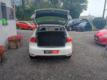 Volkswagen Golf VI Hatchback 5d 1.6 TDI-CR DPF BlueMotion 105KM 2011 Volkswagen Golf Możliwość zamiany., zdjęcie 9