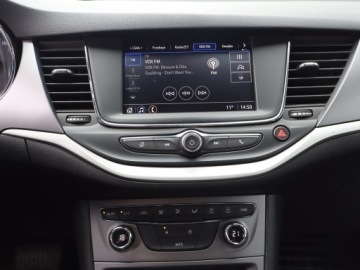 Opel Astra K Sportstourer Facelifting 1.4 Turbo 145KM 2020 Opel Astra 1.4 Turbo, Salon Polska, Serwis ASO, zdjęcie 11