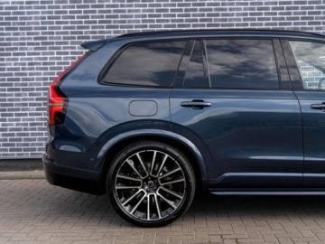 Volvo XC90 II 2026 2.0 B5 AWD Ultra Dark 7os (250 KM) System audio Bowers &amp; Wilkins, zdjęcie 23