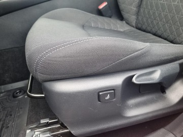 Toyota C-HR I Crossover Facelifting 2.0 Hybrid Dynamic Force 184KM 2020 Toyota C-HR 2.0 Hybrid Style Toyota C-HR 2.0 Hybri, zdjęcie 23