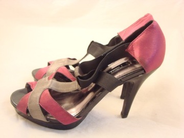 37 Туфли-лодочки UK4 # СЛЕДУЮЩИЙ # ПЛАТФОРМЫ 1735