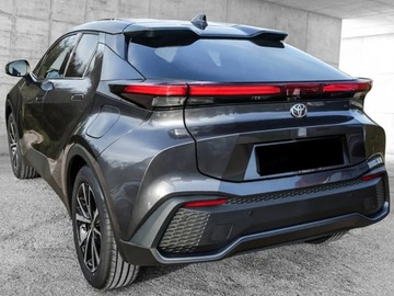 Toyota C-HR II SUV Plug-In 2.0 Hybrid Dynamic Force Plug-in  223KM 2025 Od ręki - Style 2.0 Hybrid Dynamic Force Plug-in 223KM | Podgrzewane fotele, zdjęcie 2