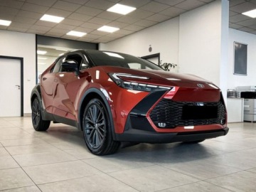 Toyota C-HR II SUV Plug-In 2.0 Hybrid Dynamic Force Plug-in  223KM 2026 Od ręki - Tokyo Edition 2.0 PHEV Dynamic Force 223KM, zdjęcie 2