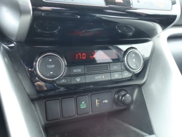 Mitsubishi Eclipse Cross SUV 1.5 T 163KM 2019 Mitsubishi Eclipse Cross 1.5 T-MIVEC, zdjęcie 12