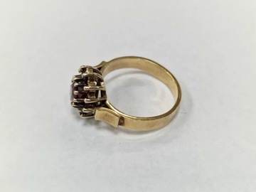 Złoty pierścionek damski/ 585/ 4.32 gram/ R16/ Granaty