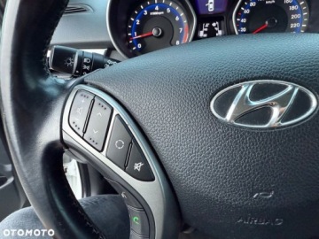 Hyundai i30 II Hatchback 3d 1.6 GDI 135KM 2013 Hyundai i30 Hyundai i30 blue 1.6 GDI YES Gold 1.6 Benzyna 135KM, zdjęcie 32