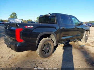 Toyota Tundra II 2023 Toyota Tundra 2023 Toyota Tundra 4WD SR5 CrewMax 5.5 Bed 3.4 Benzyna 389KM, zdjęcie 6