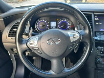 Infiniti QX70 3.7 V6 320KM 2017 Infiniti QX70 S Premium 3.7 V6 320KM | PO REMONCIE, zdjęcie 8
