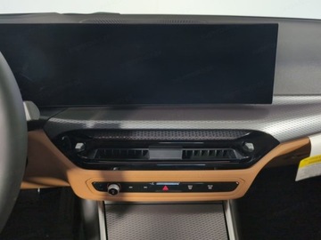 BMW Seria 3 G20-G21 Touring Facelifting 2.0 330i 245KM 2025 BMW Seria 3 Touring 330i xDrive Sport Combi 2.0 (245KM) 2025, zdjęcie 7