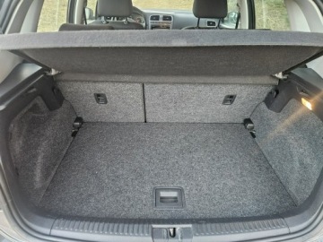 Volkswagen Polo V Hatchback 5d 1.2 TSI 105KM 2011 Volkswagen Polo Rata490zł 105KM 6 biegów Zadbany, zdjęcie 4