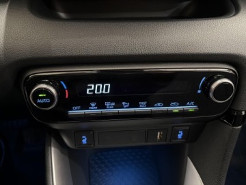 Toyota Yaris IV Hatchback 1.5 Hybrid Dynamic Force 116KM 2022 Toyota Yaris Hybrid 1.5 Comfort IV (2020-) Toyota, zdjęcie 17