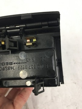 ПОДСТАКАННИК SKODA OCTAVIA I 1U0857962B