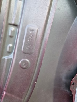 Крыло Тойота Приус Прайм Гибрид