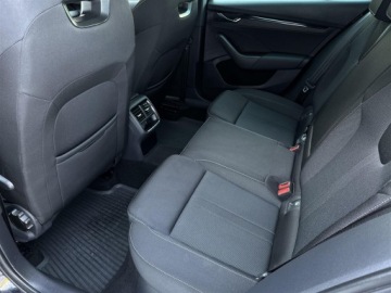 Skoda Octavia IV Liftback 1.5 TSI EVO 150KM 2023 Skoda Octavia 1.5TSI 150KM Sportline DSG l LED Mat, zdjęcie 11