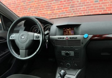 Opel Astra H Hatchback 5d 1.6 Twinport ECOTEC 105KM 2004 Opel Astra automat klima Alu Gwarancja w cenie Warszawa VWWL 1.6 Benzyna, zdjęcie 5