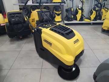 KARCHER SWEEPER KM 75/40 WG бензин / 7 тыс.