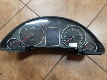 LICZNIK ZEGARY 8E0920901H AUDI A4 B6 B7