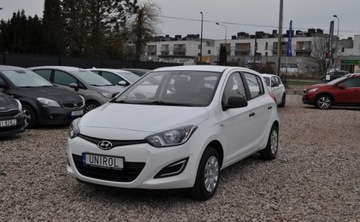 Hyundai i20 I Hatchback 5d Facelifting 1.2 DOHC 85KM 2014 Hyundai i20 LIFT Benzyna 1.2 Klimatyzacja 1.2 Benzyna 85KM, zdjęcie 1