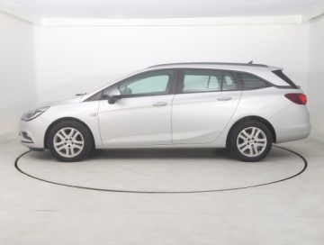 Opel Astra K Sports Tourer 1.6 CDTI 110KM 2017 Opel Astra 1.6 CDTI, Salon Polska, VAT 23%, Navi, zdjęcie 2