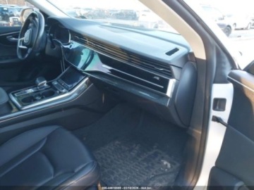 Audi Q8 2020 Audi Q8 Premium Plus 55 Tfsi Quattro Tiptronic 2020 3.0 Benzyna 335KM, zdjęcie 9