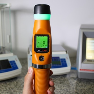 Электрохимический алкотестер ALCOLIFE F7 без загубника