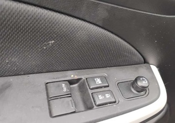 Suzuki Swift VI Hatchback 1.2 DualJet 90KM 2020 Suzuki Swift 2020r, SALON POLSKA. Uszkodzony prawy przod. Pali. 1.2 90KM, zdjęcie 9