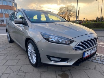 Ford Focus III Kombi Facelifting 1.0 EcoBoost 125KM 2014 navi alu 17&#039; PDC P+T climatronic, zdjęcie 2