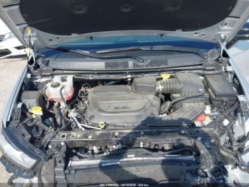 Chrysler Pacifica II 2024 Chrysler Pacifica Touring L 2024 3.6l 3.6 Benzyna 287KM, zdjęcie 9