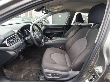 Toyota Camry IX Sedan 2.5 Hybrid Dynamic Force 218KM 2021 Toyota Camry 2.5 Hybrid Comfort CVT, zdjęcie 6
