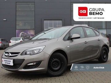 Opel Astra J Sedan 1.6 Twinport ECOTEC 115KM 2017 Opel Astra 1.6 Benzyna 115KM M5 Enjoy Salon PL...