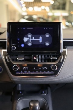 Toyota Corolla XII TS Kombi 1.8 Hybrid 122KM 2022 Toyota Corolla 1.8 Hybrid Comfort Style Tech 1.8 Hybryda 122KM, zdjęcie 18