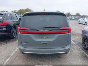 Chrysler Pacifica II 2022 Chrysler Pacifica Touring L 2022 3.6l 3.6 Benzyna 287KM, zdjęcie 4