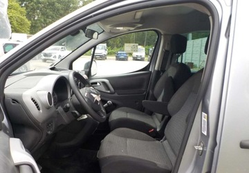 Citroen Berlingo III Osobowy M 1.2 PureTech 110KM 2018 Citroen Berlingo Okazja 1.2 Benzyna 110KM, zdjęcie 23