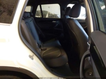 BMW X1 F48 2019 BMW X1 2019 BMW X1 SDRIVE28I 2.0 Benzyna 228KM, zdjęcie 8