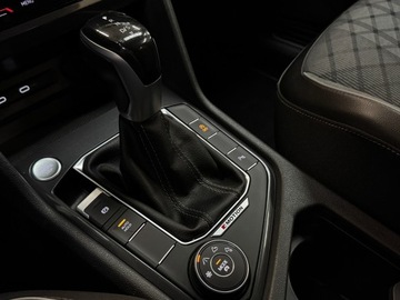 Volkswagen Tiguan Allspace SUV Facelifting 2.0 TSI 190KM 2022 Volkswagen Tiguan Allspace Volkswagen Tiguan R-LIN, zdjęcie 35