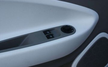 Renault ZOE I R90 92KM 2018 Renault Zoe Renault Zoe R90 Z.E 40 Intens (z akumulatorem) Elektryczny 92KM, zdjęcie 10