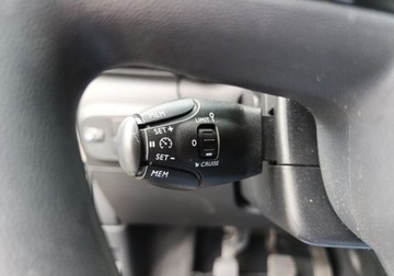 Citroen C3 III Hatchback Facelifting 1.2 PureTech 83KM 2023 Citroen C3 1.2 Benz 83KM SHINE Salon PL Serwis ASO Car Play FV23 AirBump, zdjęcie 17