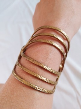 Браслет Золотой браслет с широким отверстием