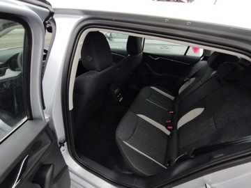 Skoda Scala Hatchback Facelifting 1.0 TSI 115KM 2025 Skoda Scala SKODA Scala 1.0 TSI 115 KM Selection jak nowa Wyprzedaz 2025, zdjęcie 6