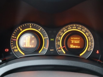 Toyota Auris I Hatchback 1.4 D-4D 90KM 2007 Toyota Auris 1.4 D-4D, Klima, Klimatronic,ALU, zdjęcie 10