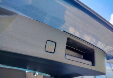 Ford Kuga III SUV Plug-In 2.5 Hybrid 190KM 2023 Ford Kuga Ford Kuga 2.5 FHEV AWD Titanium eCVT 2.5 Hybryda 190KM, zdjęcie 29