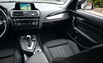 BMW Seria 1 F20-F21 Hatchback 5d Facelifting 2015 118d 150KM 2016 BMW Seria 1 2,0D 150 KM SPORT-LINE Full Led Nawigacja Klimatronik 2.0 150KM, zdjęcie 19
