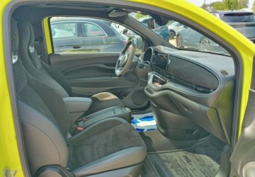 Abarth 500 II Hatchback Elektryczny 42kWh 155KM 2023 Abarth 500e 155KM Wzor Kredyty 5050 - 0 Leas od 101 ASO Gwarancja FV23, zdjęcie 7