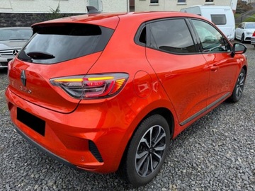 Renault Clio V Hatchback 5d Facelifting 1.0 TCe 90KM 2025 Od ręki - Techno 1.0 TCe 90KM / Pakiet Winter, zdjęcie 2