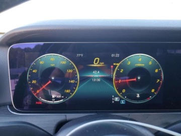 Mercedes Klasa E W214 2023 Mercedes-Benz Klasa E 350 4Matic 2023 2.0l 2.0 Benzyna 255KM, zdjęcie 3