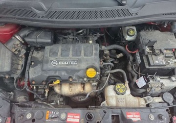 Opel Adam Hatchback 1.4 87KM 2014 Opel Adam 1.4Benz 87KM Nowy rozrzad Isofix Klima Bluetooth Abs Esp Oplacon, zdjęcie 32