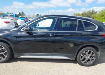 BMW X1 F48 2021 BMW X1 2021r., Sdrive28i, 2L, od ubezpieczalni 2.0 Benzyna 231KM, zdjęcie 6