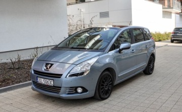Peugeot 5008 I Minivan 1.6 THP 156KM 2009 Peugeot 5008 7-osobowy Bezwypadkowy Panorama 1.6 Benzyna 156KM
